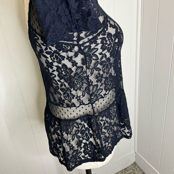 Brand New Hollister Women's XS Black Lace 3/4 Sleeve Shirt Top Sheer - Picture 6 of 16
